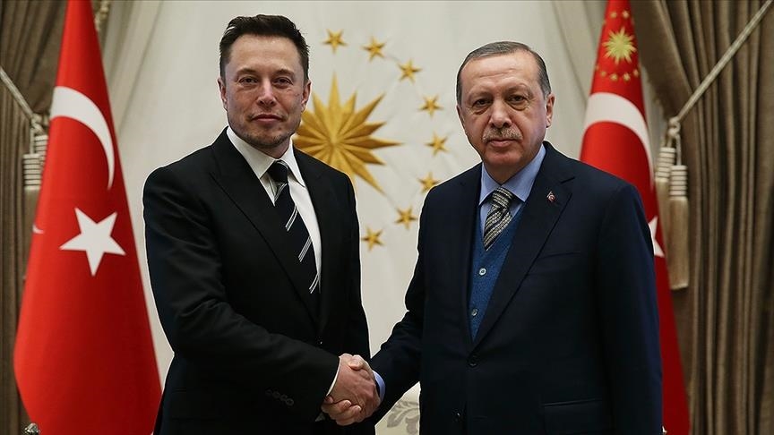 Erdogan waxa uu sheegay in uu Elon Musk kala hadli karo in lagu soo oogo jeegaga buluuga ah ee Twitter-ka