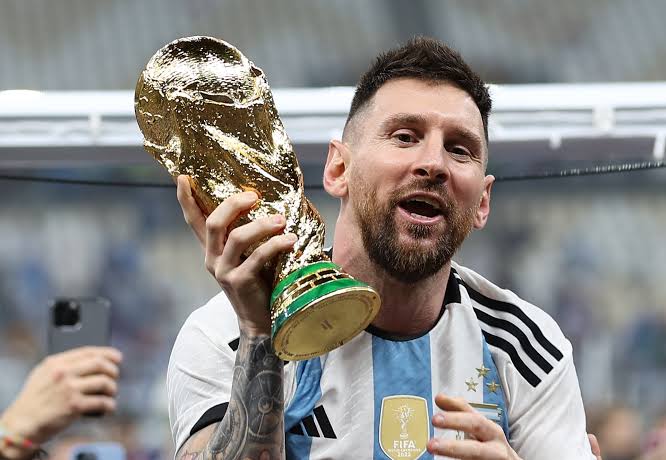 Lionel Messi: Ma jiro dalab Saudi Arabia ah oo ku aadan weeraryahanka Paris St-Germain, ayuu yiri Guillem Balague