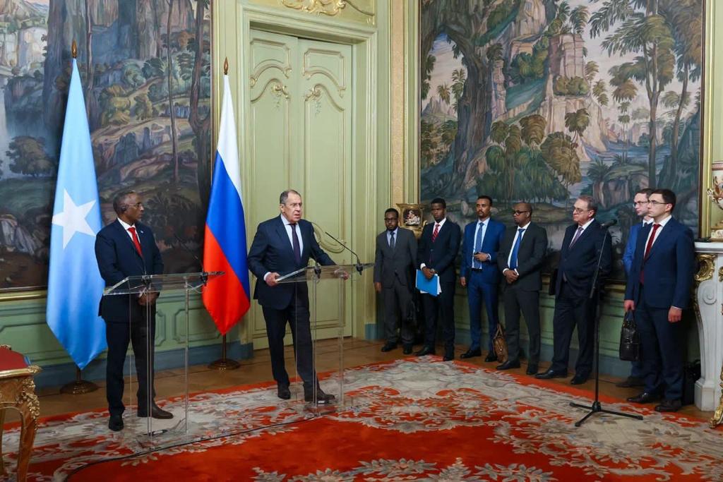 Russia pledges to provide military support to Somalia to help fight against AlShabab and ISIS.