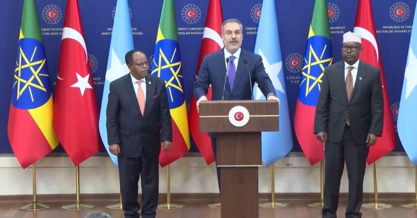 Wasiirka Arrimaha dibadda Turkiga Oo ku wajahan Magaalada Addis Ababa