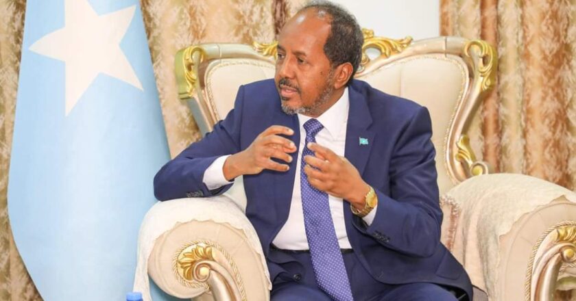 Hal,addeyga Hassan Sheikh Mohamud Waxa uu Albaabada ka soo xiray Hamigii Abiy