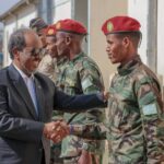 Madaxeyne Xasan Sheekh oo booqday Xerada Tababarka ku qaadaan Ciidanka Soomaaliyeed ee dalka Eritrea