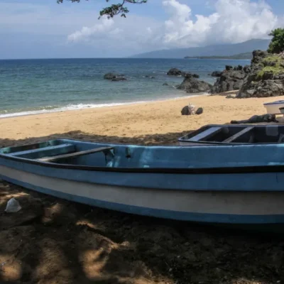 At least 25 killed after traffickers capsize boat off Comoros: IOM