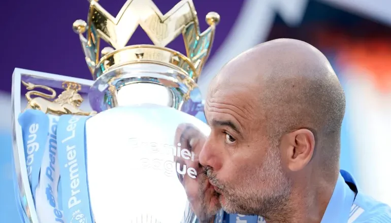 Guardiola ayaa qandaraas hal sano ah u saxiixaya Manchester City+