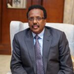 FARMAAJO oo aag culus uga baxay siyaasiyiinta mucaaradka