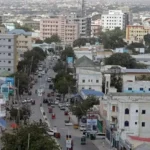 Sanad kadib maxay la kulmeen ganacsatada Muqdisho ee lagu amray in ay xirtaan Kaamiradaha CCTV?