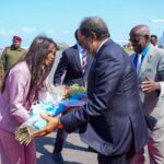 Madaxweyne Xasan Sheekh Maxamuud,oo gaaray Djibouti